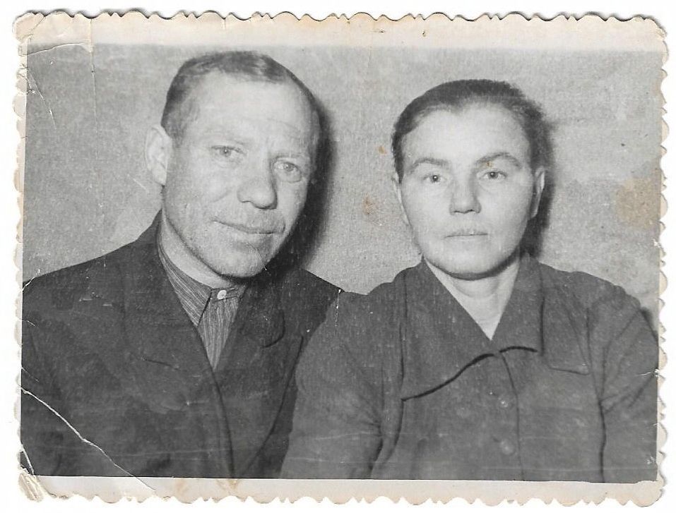 Бровин Тимофей Михайлович с супругой. Участник Великой Отечественной войны 1941-1945 гг., житель поселка Кедровый